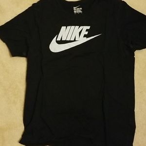 Nike t shirt